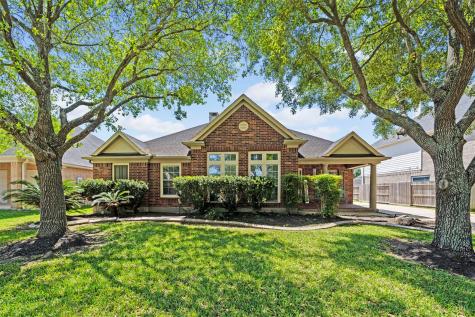 1527 Bellwood Lake Drive Richmond TX 77406