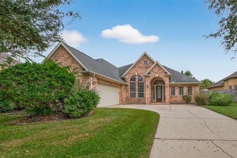 2562 Estrada Drive League City TX 77573