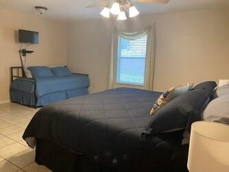 1285 Canyon Bend Canyon Lake TX 78133
