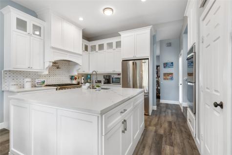 25 Foy Martin Drive Conroe TX 77304