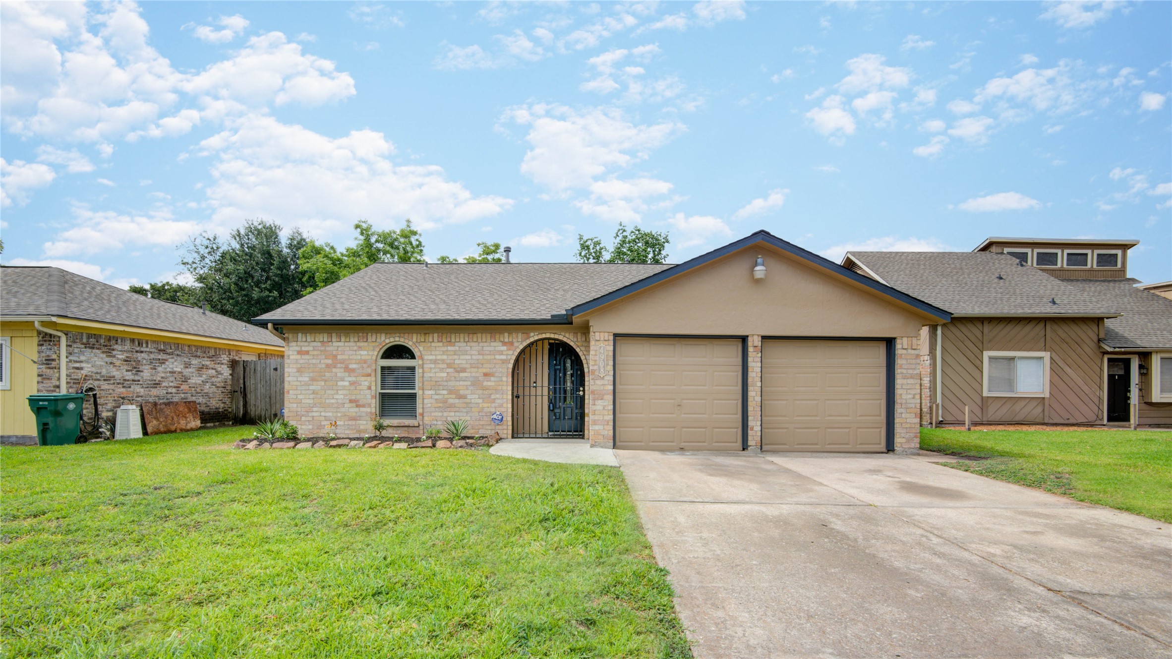 4908 Fairdale Street Pasadena TX 77505