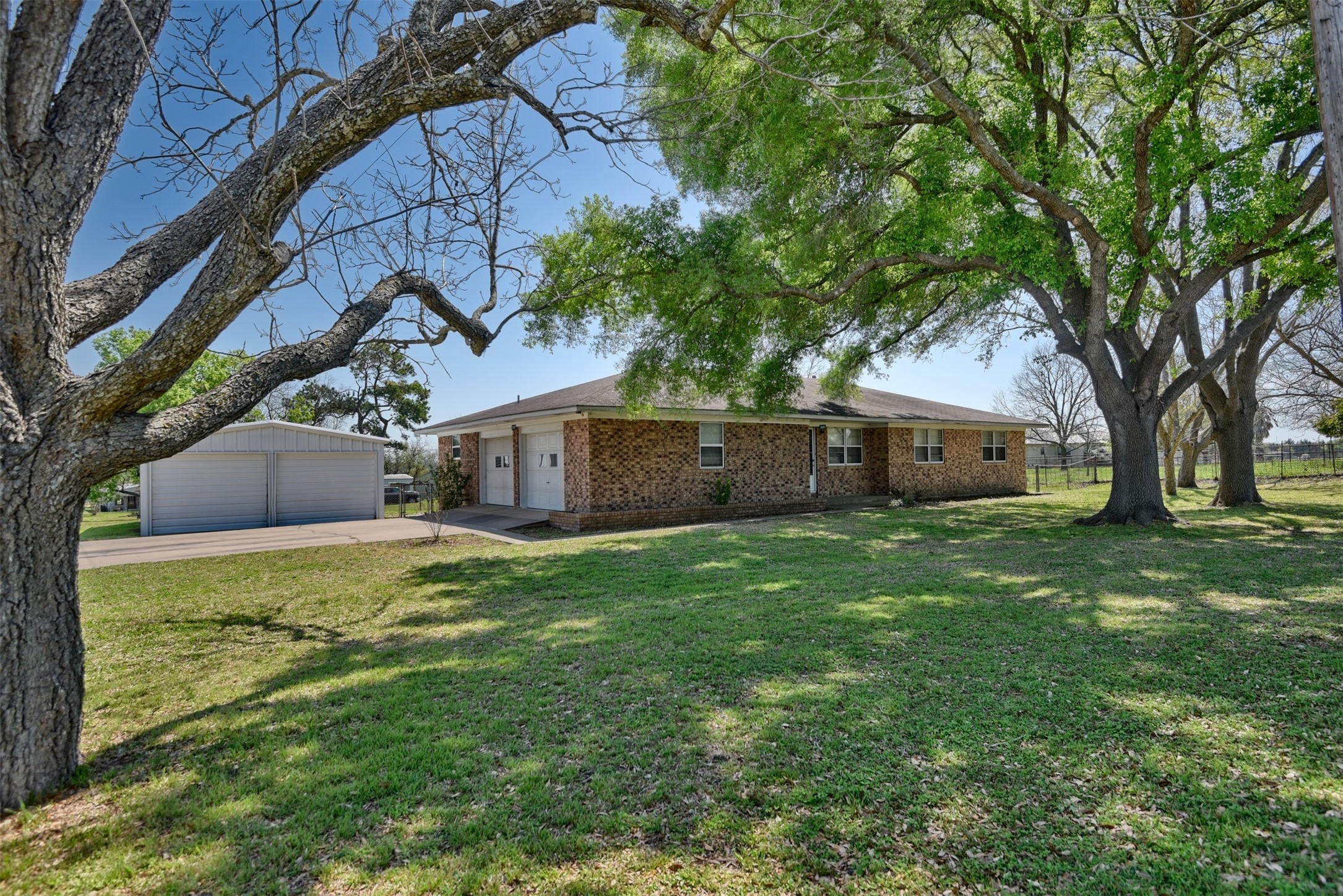 3051 Fm 109 Brenham TX 77833