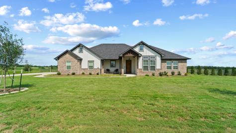 153 Randi Road Bellville TX 77418