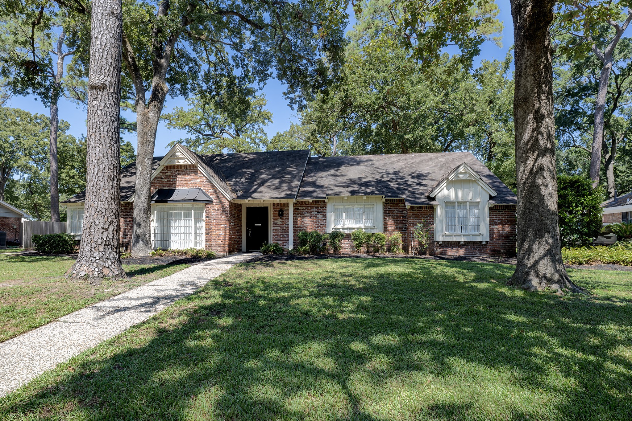 647 Ramblewood Road Houston TX 77079