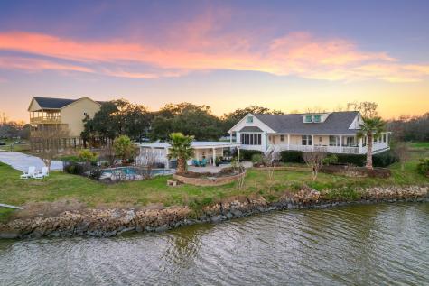 1228 1st Street Seabrook TX 77586
