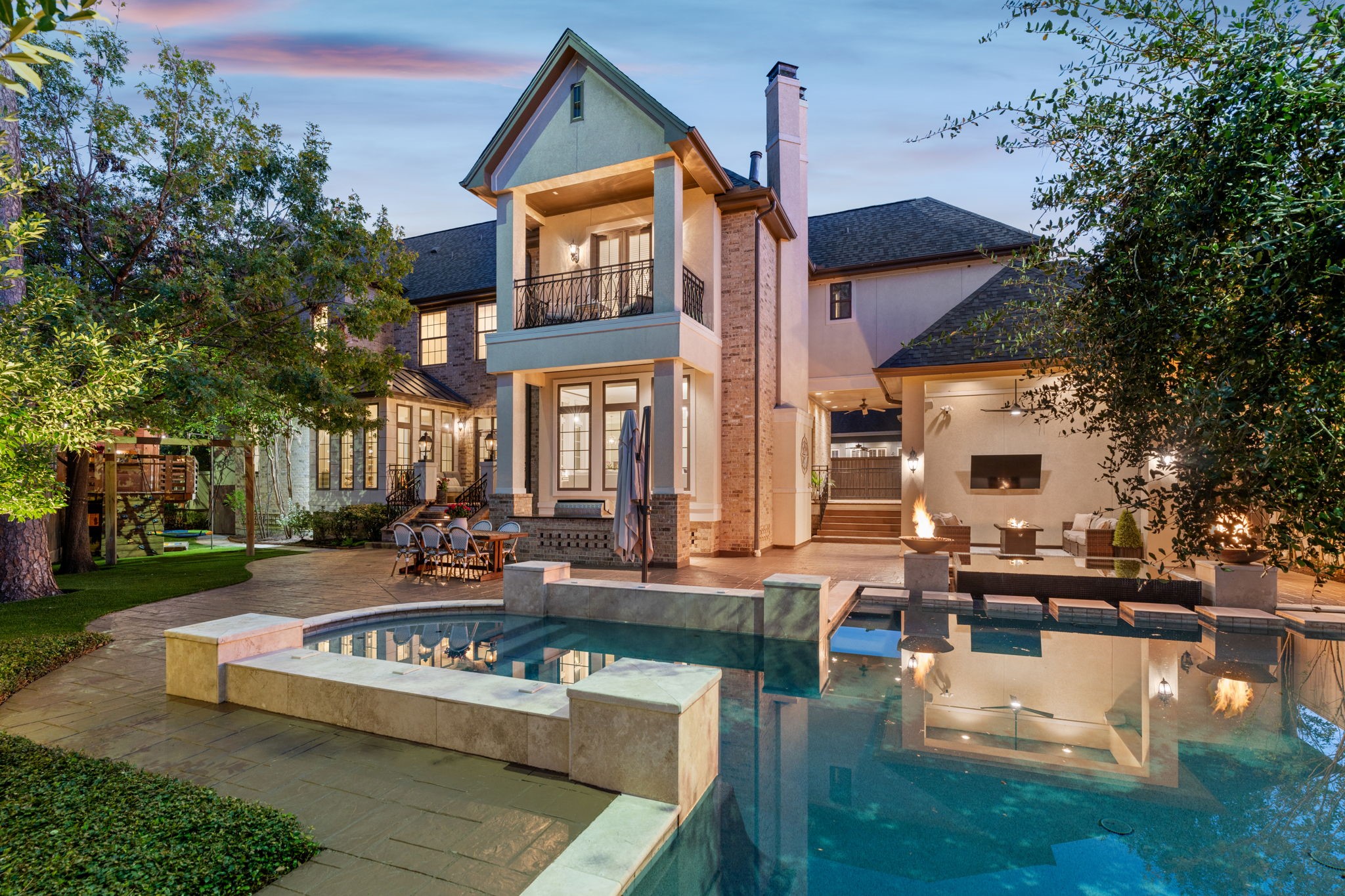 633 Arlington Street Houston TX 77007