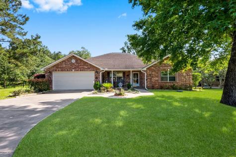 650 W Lake Drive Livingston TX 77351