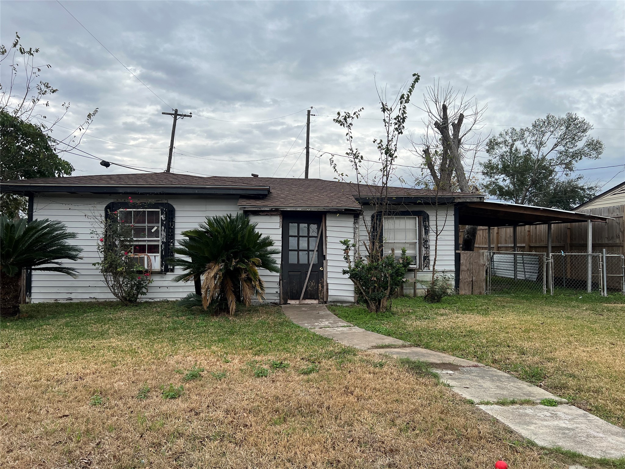 1301 Hempstead Avenue Pasadena TX 77506