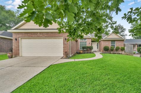 54 E Rolling Hills Drive Conroe TX 77304