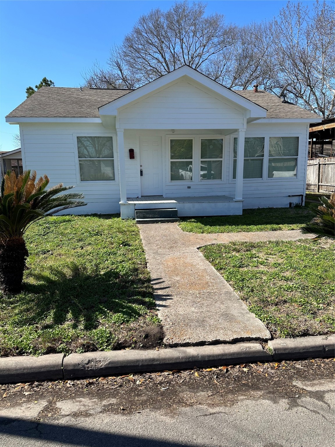 1215 Houston Street Baytown TX 77520