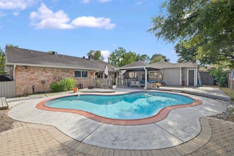 3106 Meadowcreek Drive Missouri City TX 77459