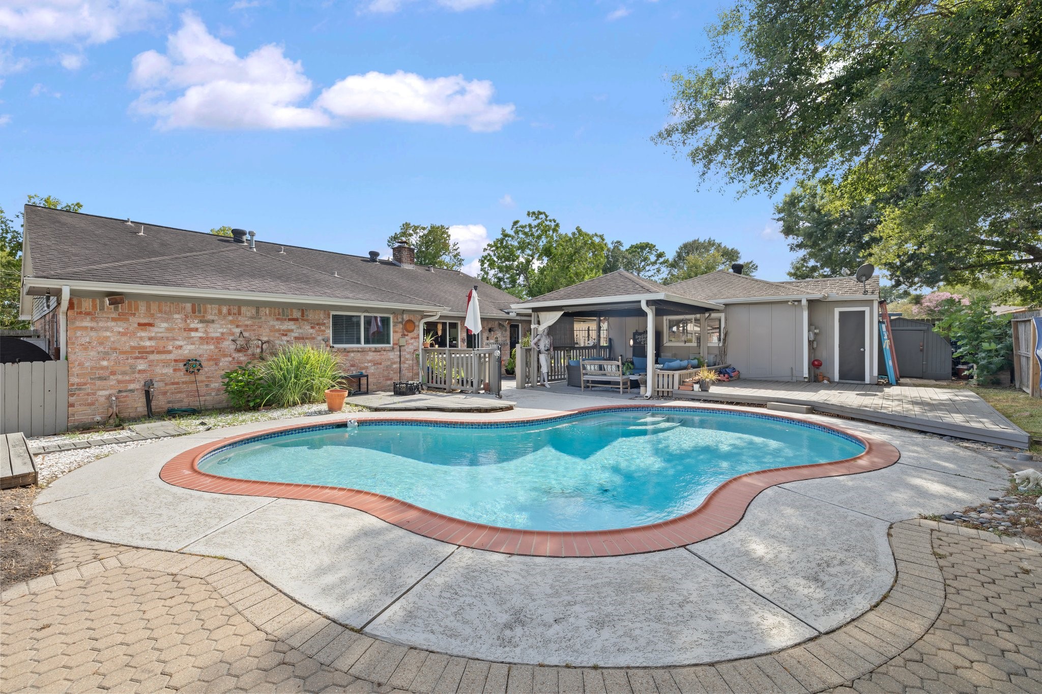 3106 Meadowcreek Drive Missouri City TX 77459