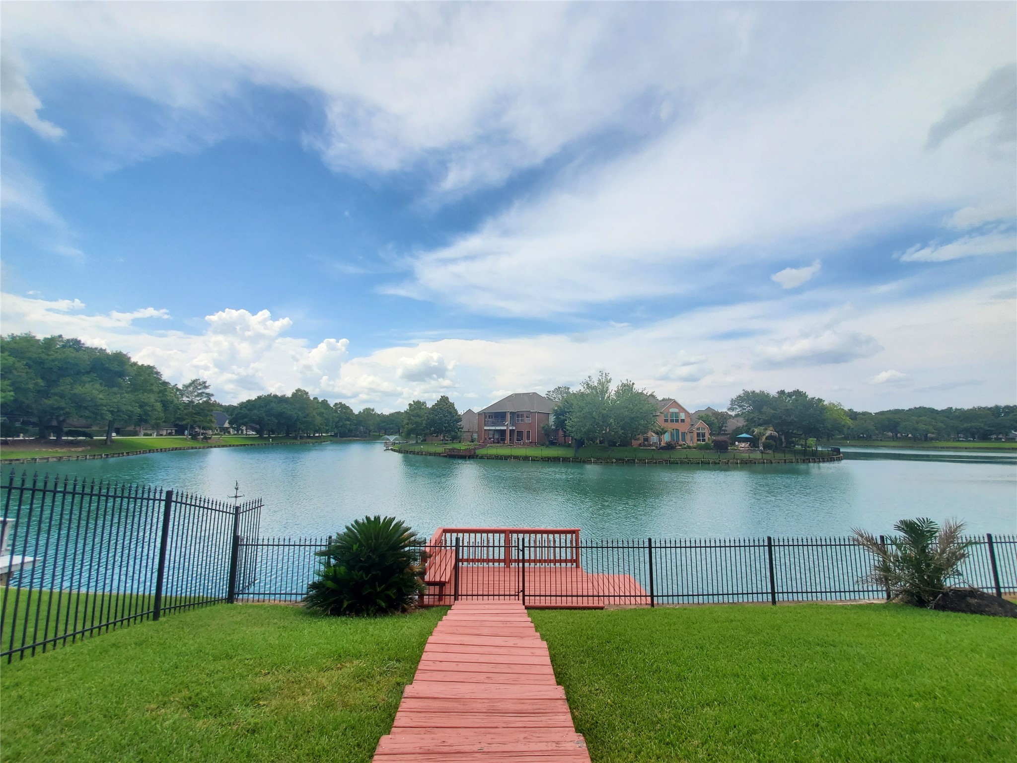 215 Bay Bridge Drive Sugar Land TX 77478