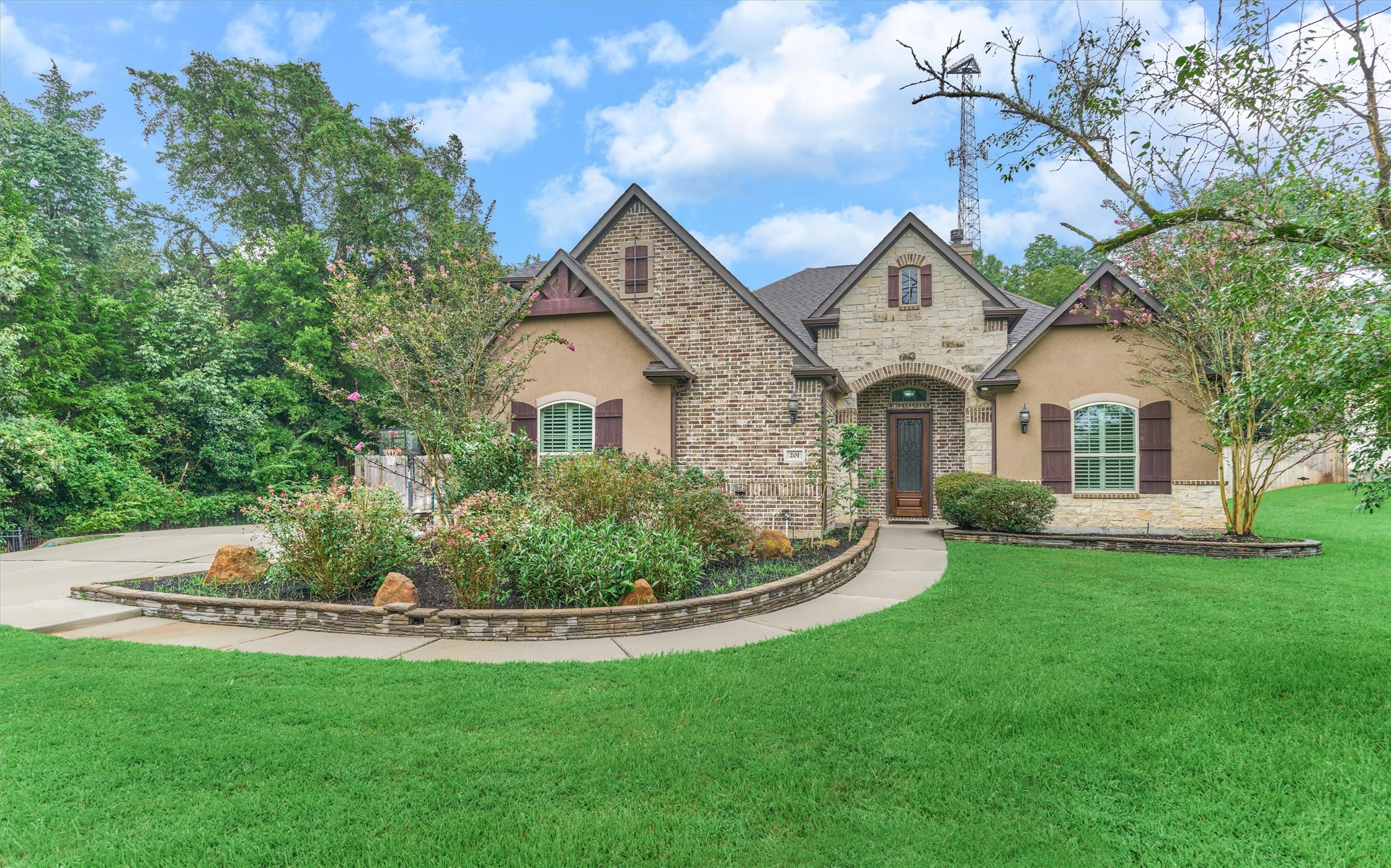 201 E Blue Heron Drive Montgomery TX 77316