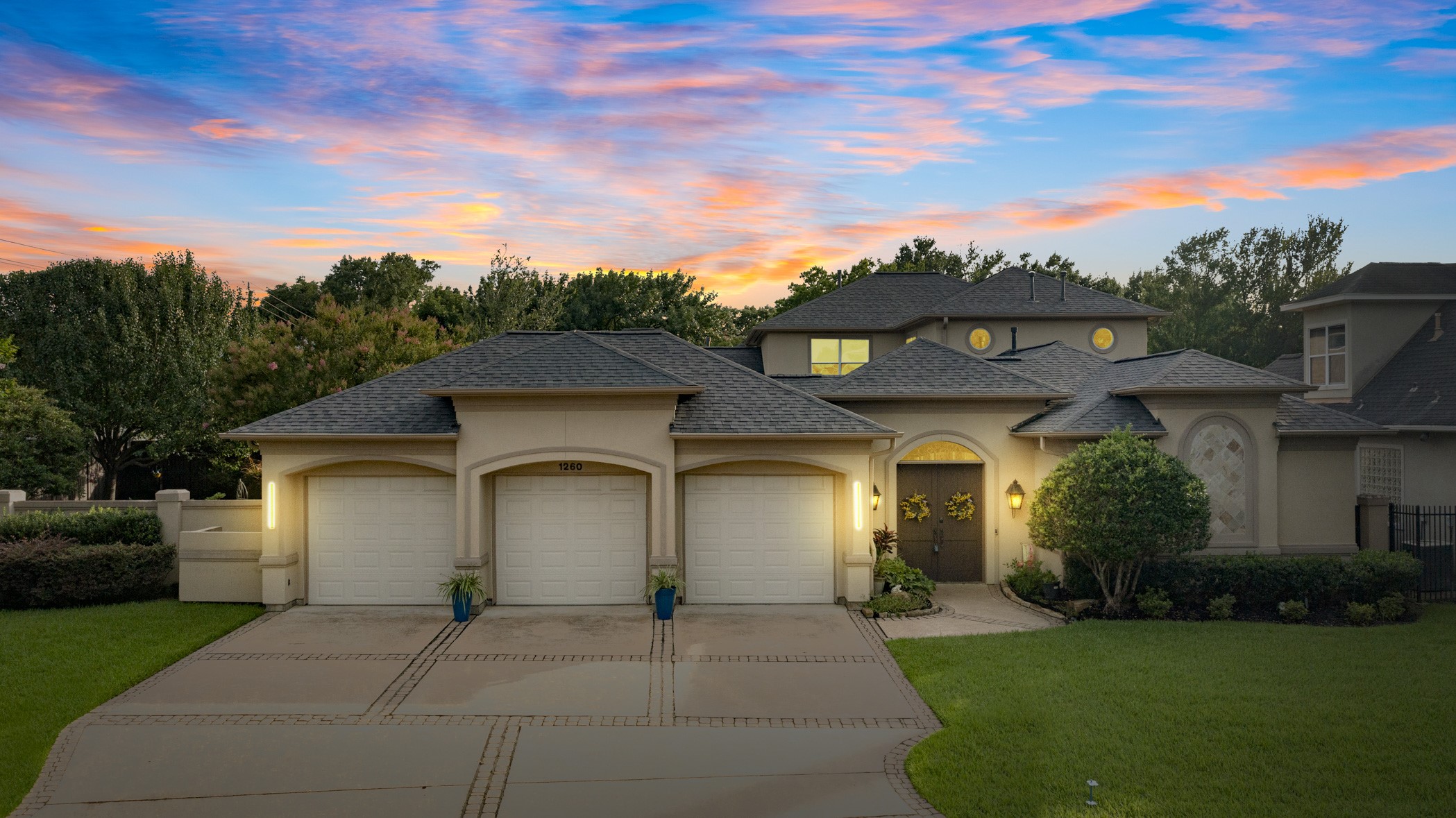 1260 Heathwood Drive Houston TX 77077