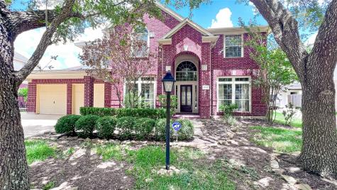 12236 N Shadow Cove Drive Houston TX 77082