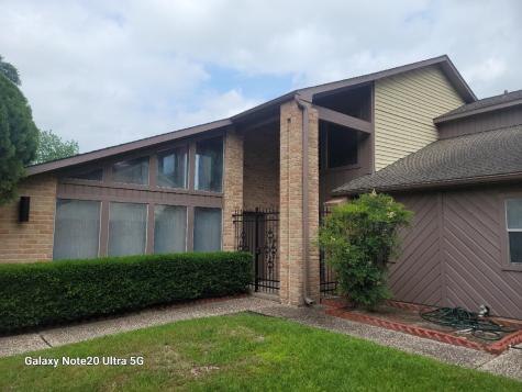 3010 Manila Lane Houston TX 77043
