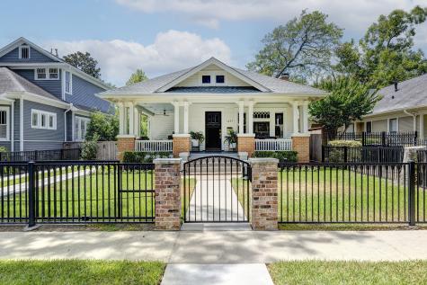 1637 Cortlandt Street Houston TX 77008