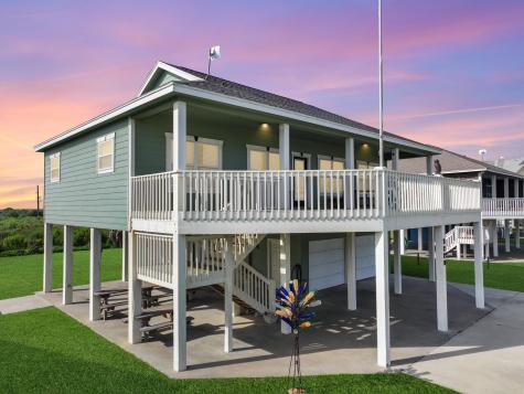 3229 Castle Drive Crystal Beach TX 77650