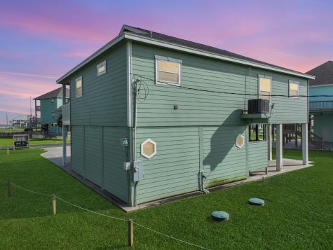3229 Castle Drive Crystal Beach TX 77650