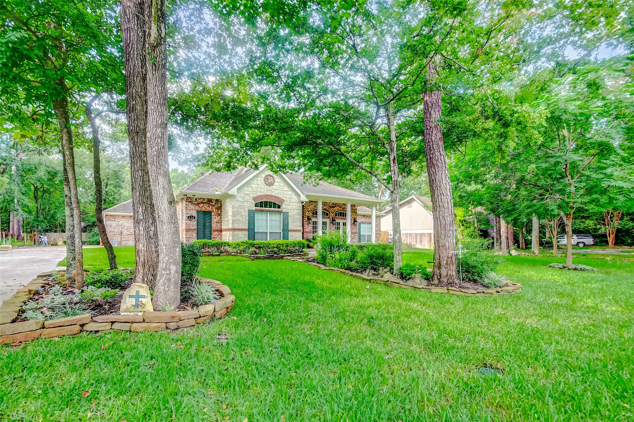 636 Stonewall Jackson Drive Conroe TX 77302