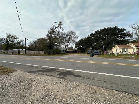 000 S Fm 1486 Montgomery TX 77316