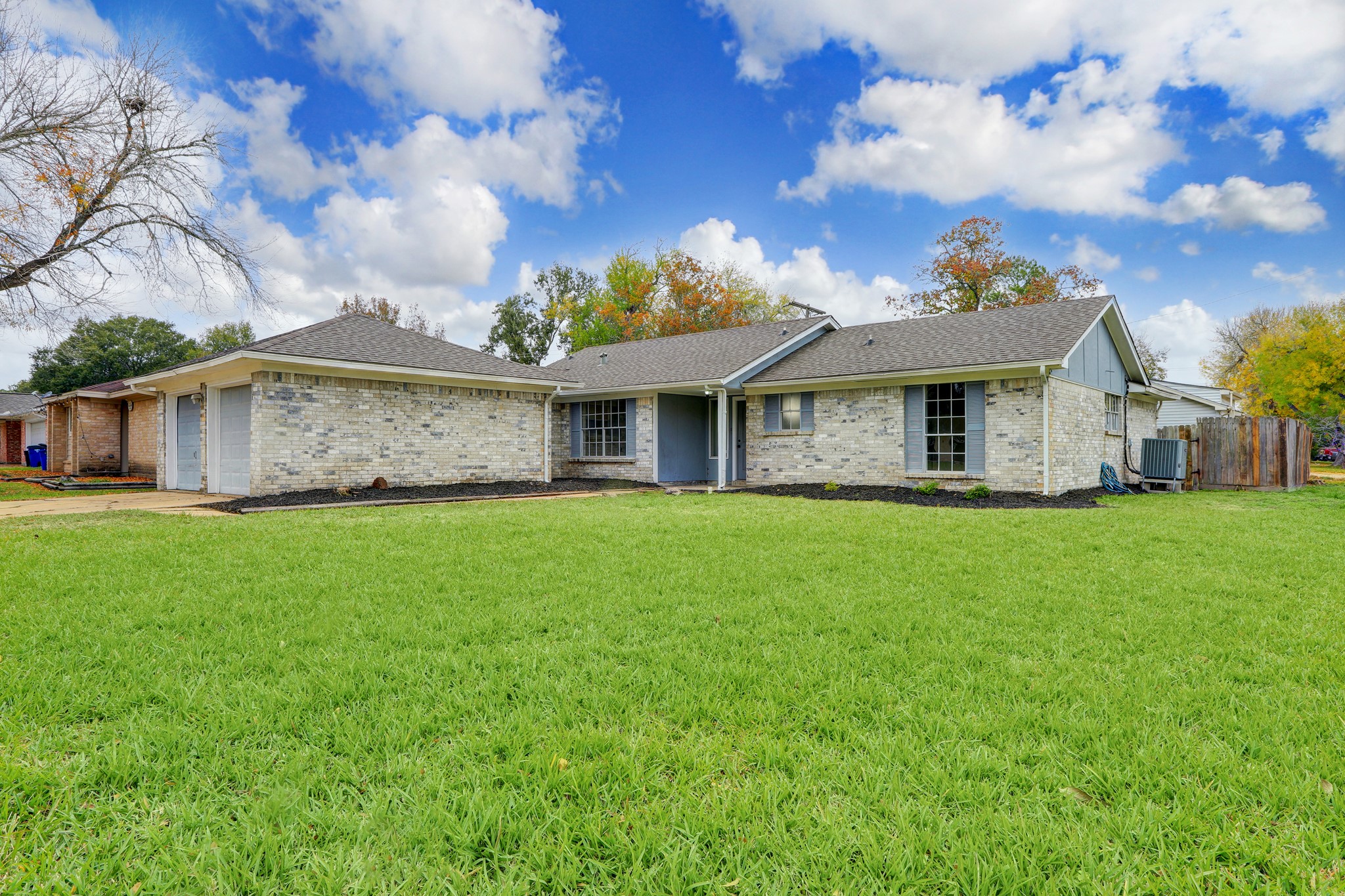 222 Englewood Drive League City TX 77573