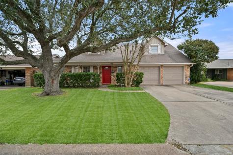 7713 Beaudelaire Circle Galveston TX 77551