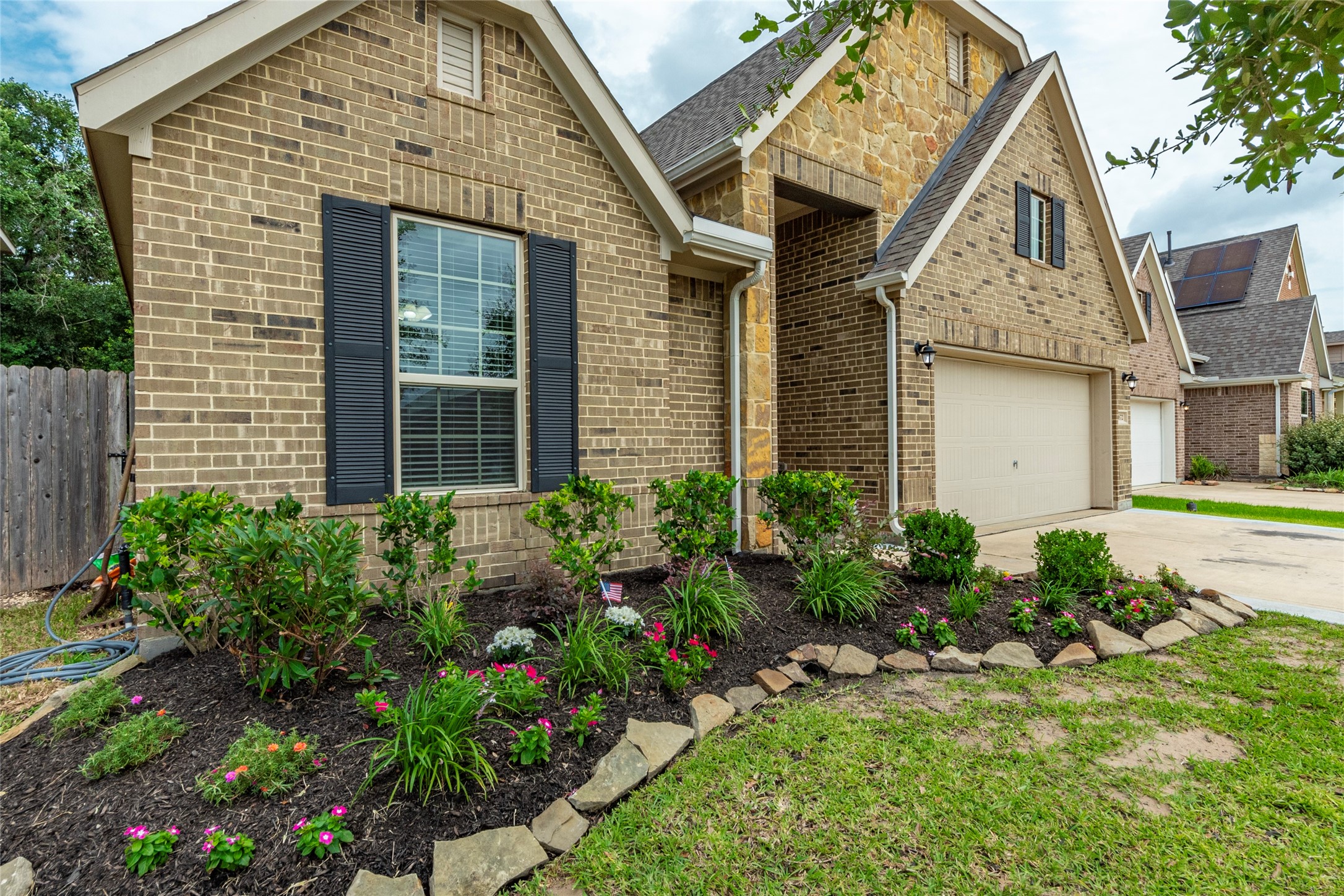 1672 Maggie Trail Drive Alvin TX 77511