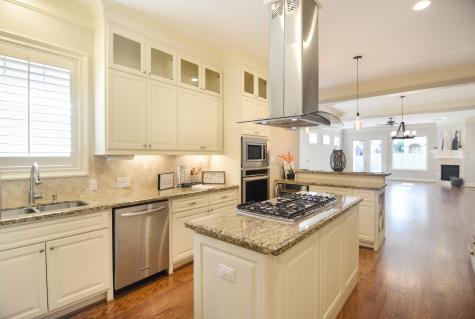 1028 W 22nd Street Houston TX 77008