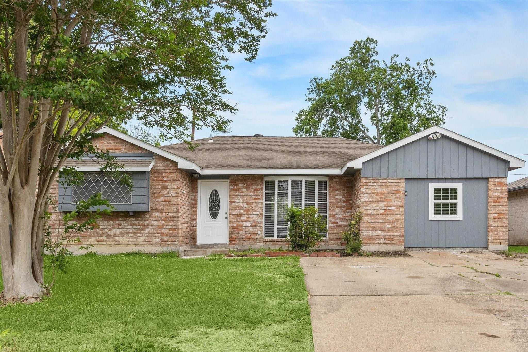 11002 Triola Lane Houston TX 77072