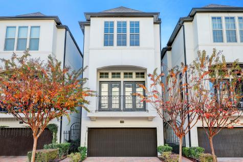 1653 Upland Lakes Houston TX 77043