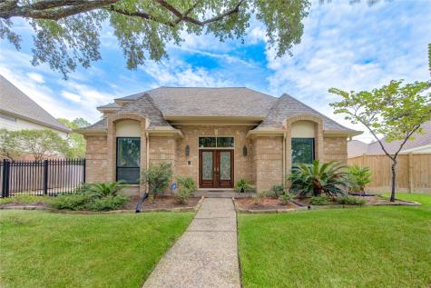 11314 Del Monte Drive Houston TX 77077