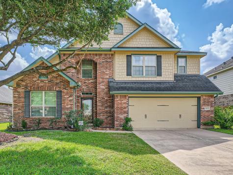 2413 Quiet Arbor Lane Pearland TX 77581