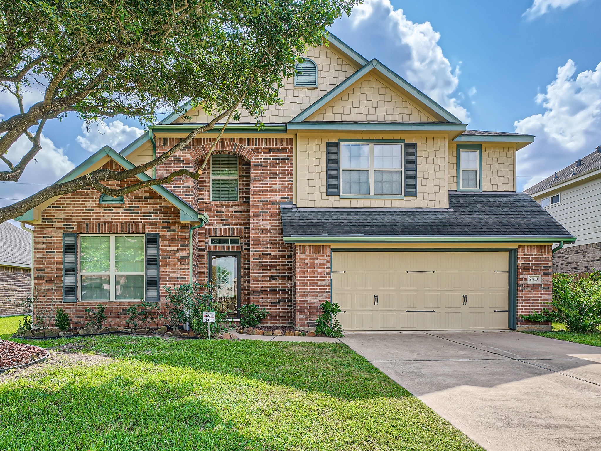 2413 Quiet Arbor Lane Pearland TX 77581