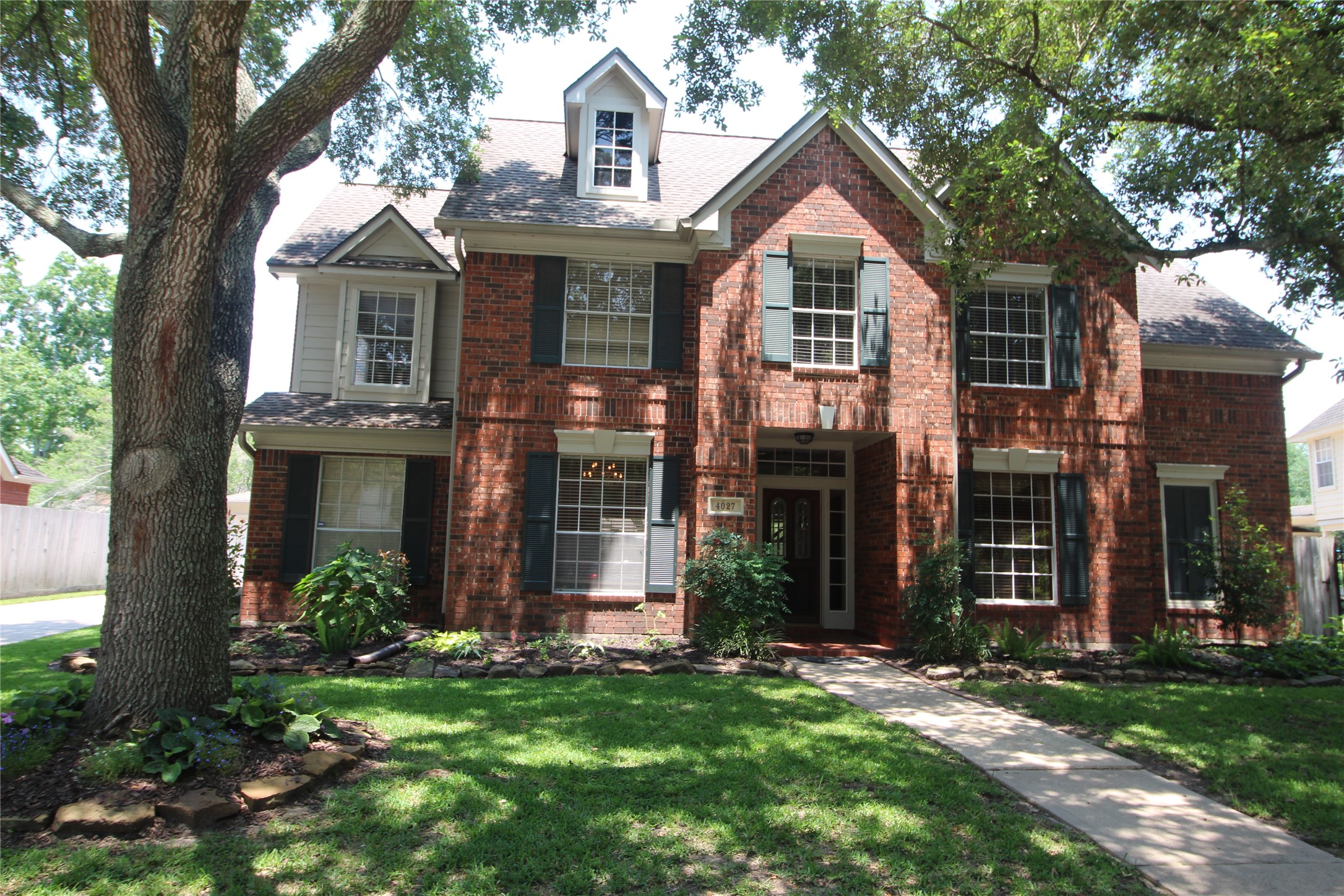 4027 Village Corner Drive Houston TX 77059