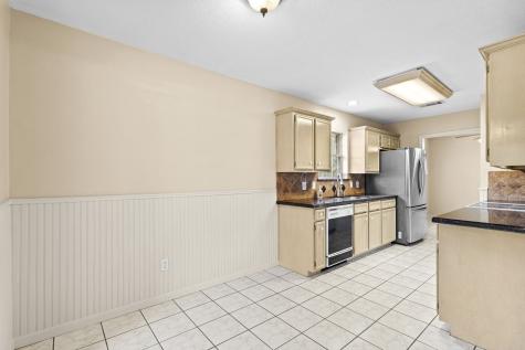 311 Peppertree Village Mills TX 77663