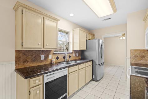 311 Peppertree Village Mills TX 77663