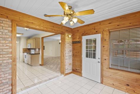 311 Peppertree Village Mills TX 77663