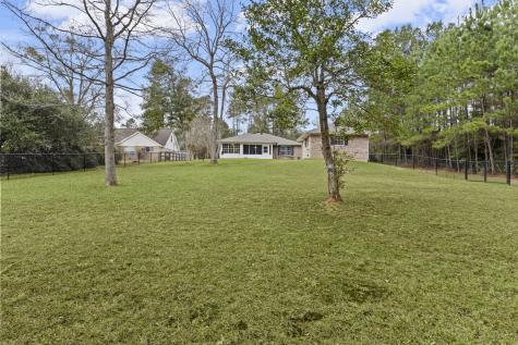 311 Peppertree Village Mills TX 77663