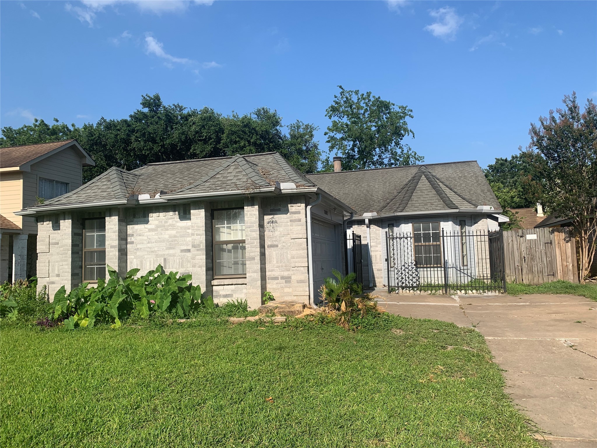 8607 Grand Knolls Drive Houston TX 77083