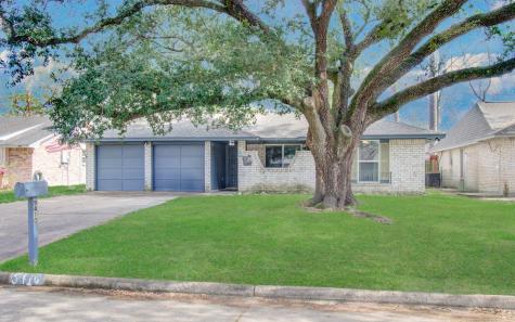 9410 Deanwood Street Houston TX 77040