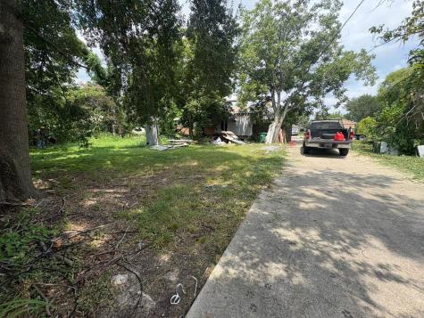 1203 Firnat Street Houston TX 77022