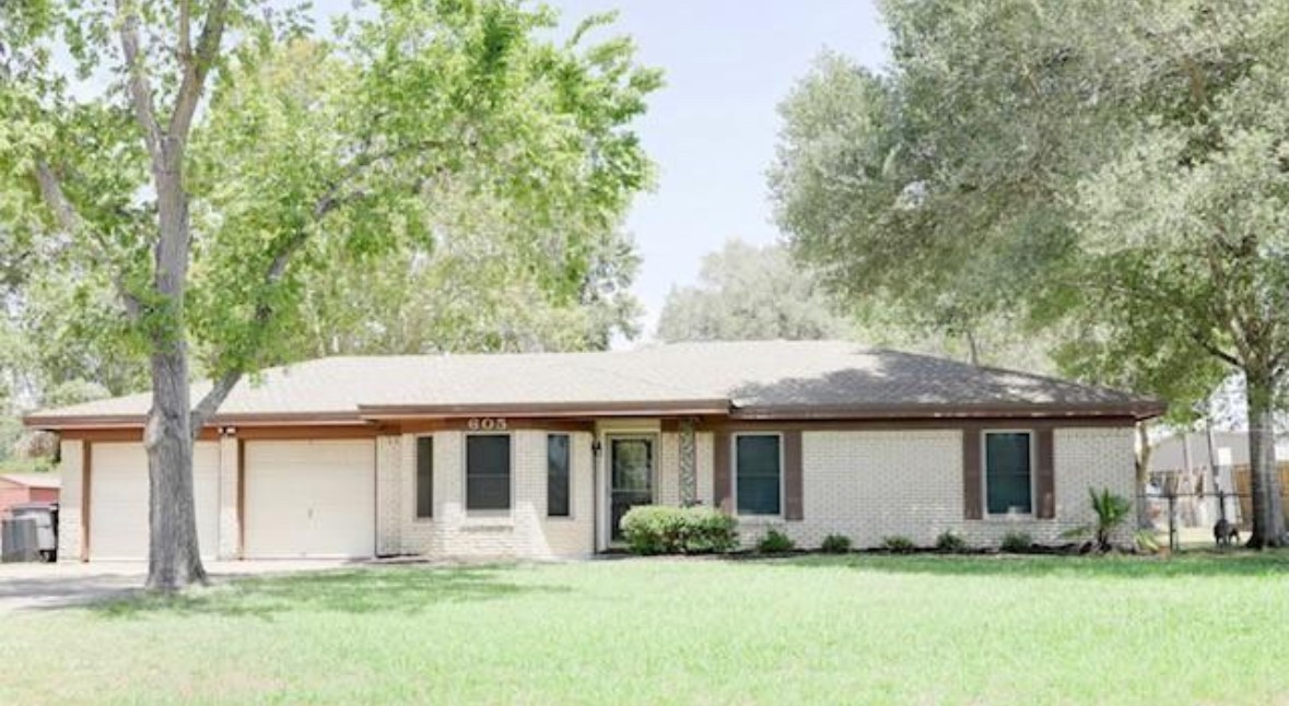 605 Cannon Road Victoria TX 77904