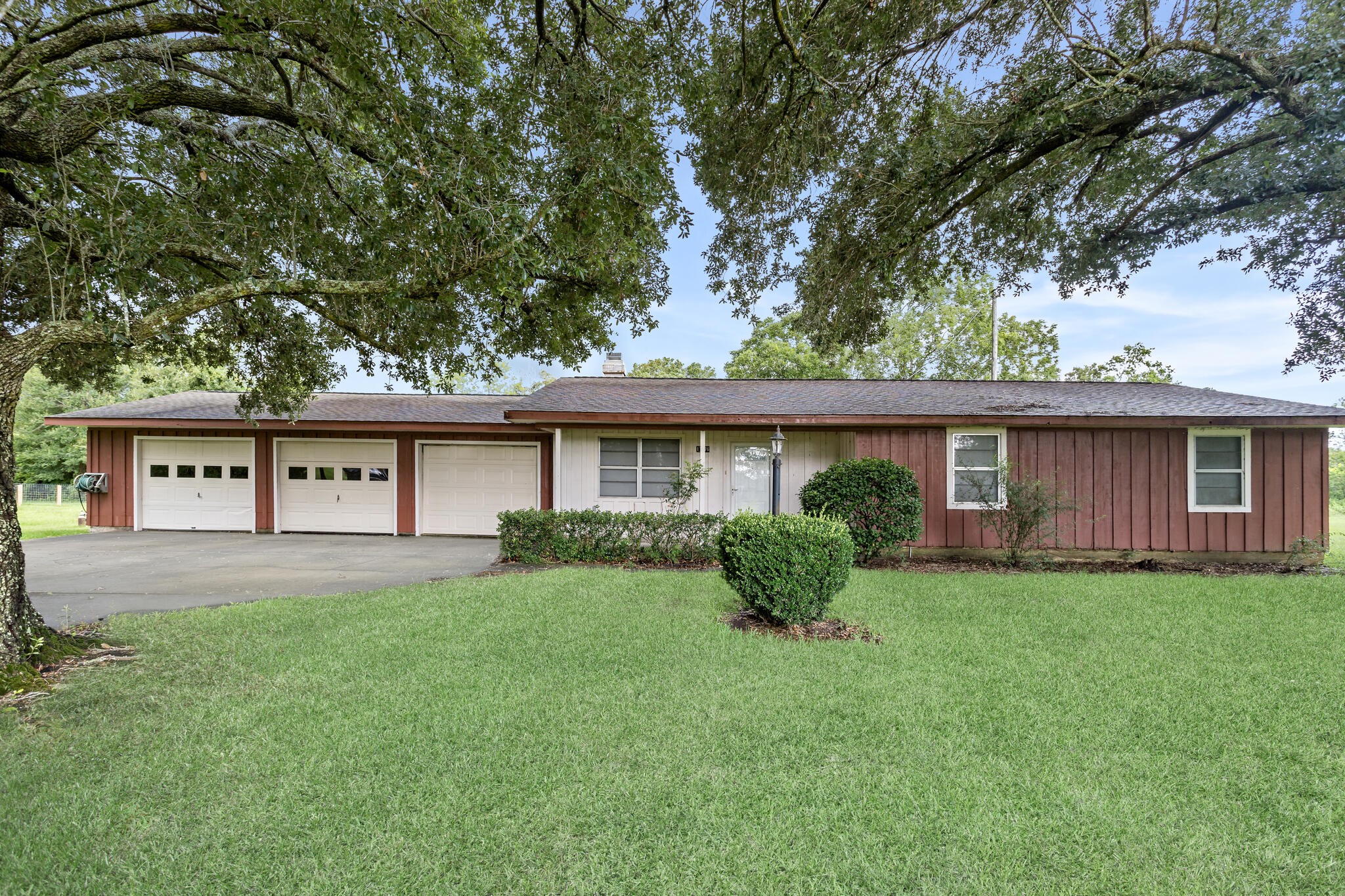 17976 Magnolia Drive Beaumont TX 77705