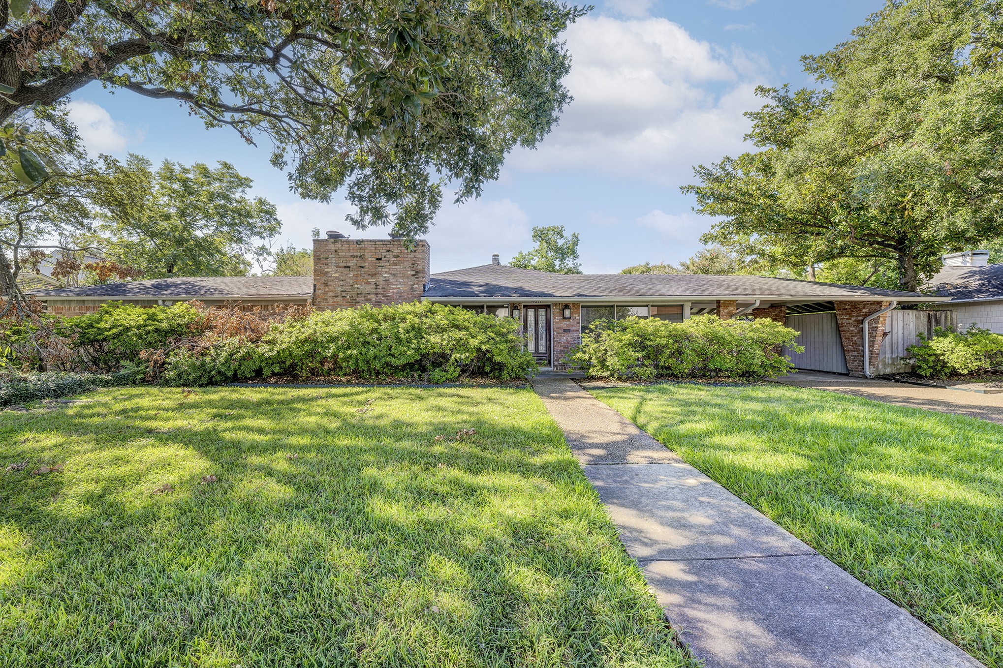 4017 Meadow Lake Lane Houston TX 77027