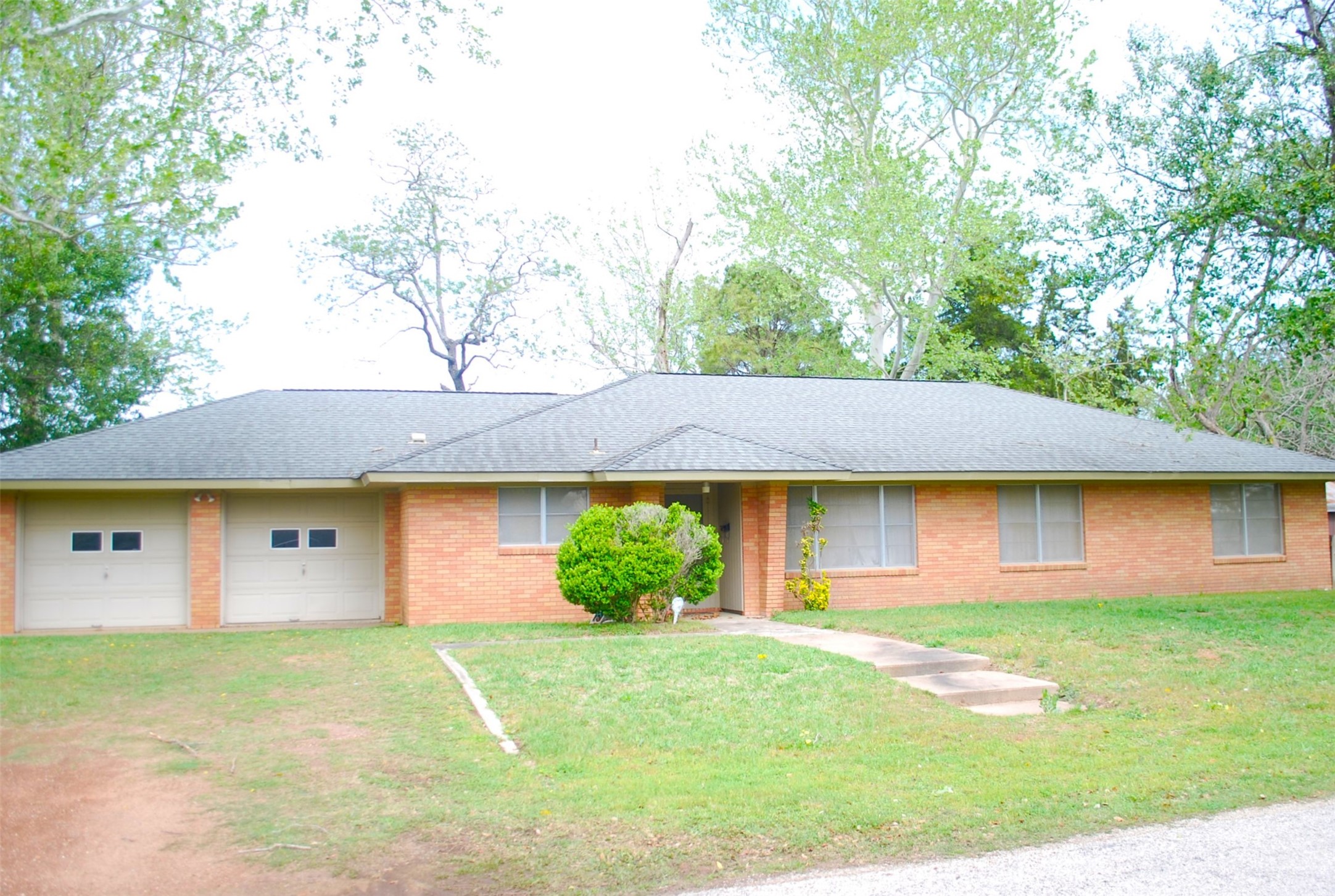 106 Jane Drive Columbus TX 78934
