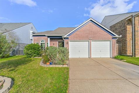 1921 Tipperary Drive Deer Park TX 77536