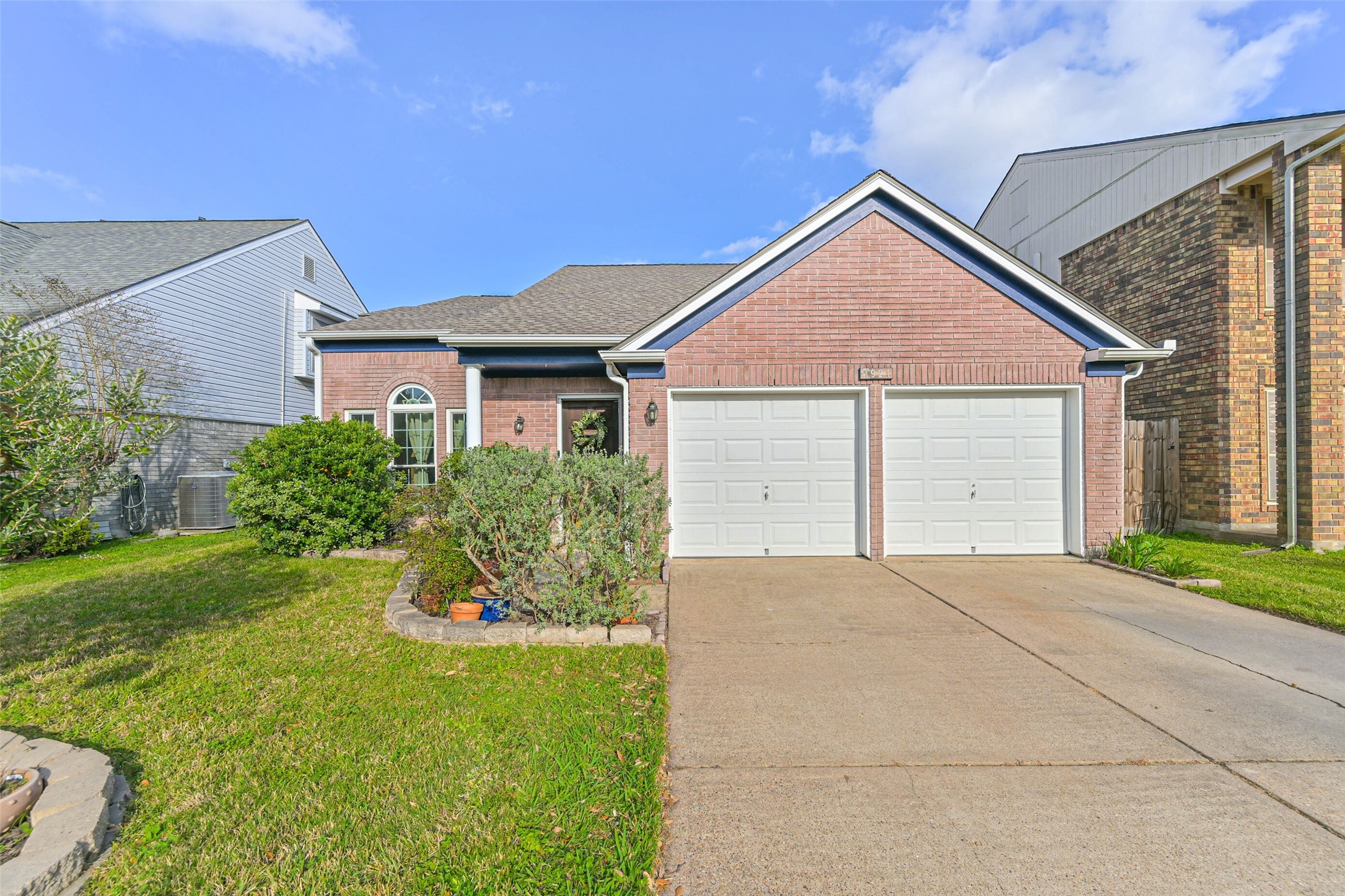 1921 Tipperary Drive Deer Park TX 77536