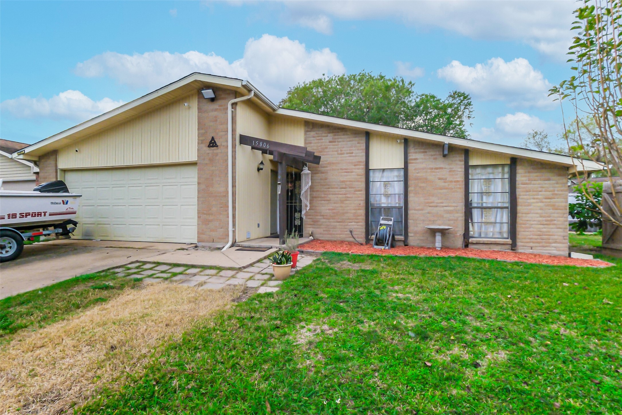 15806 Lenclaire Drive Houston TX 77053